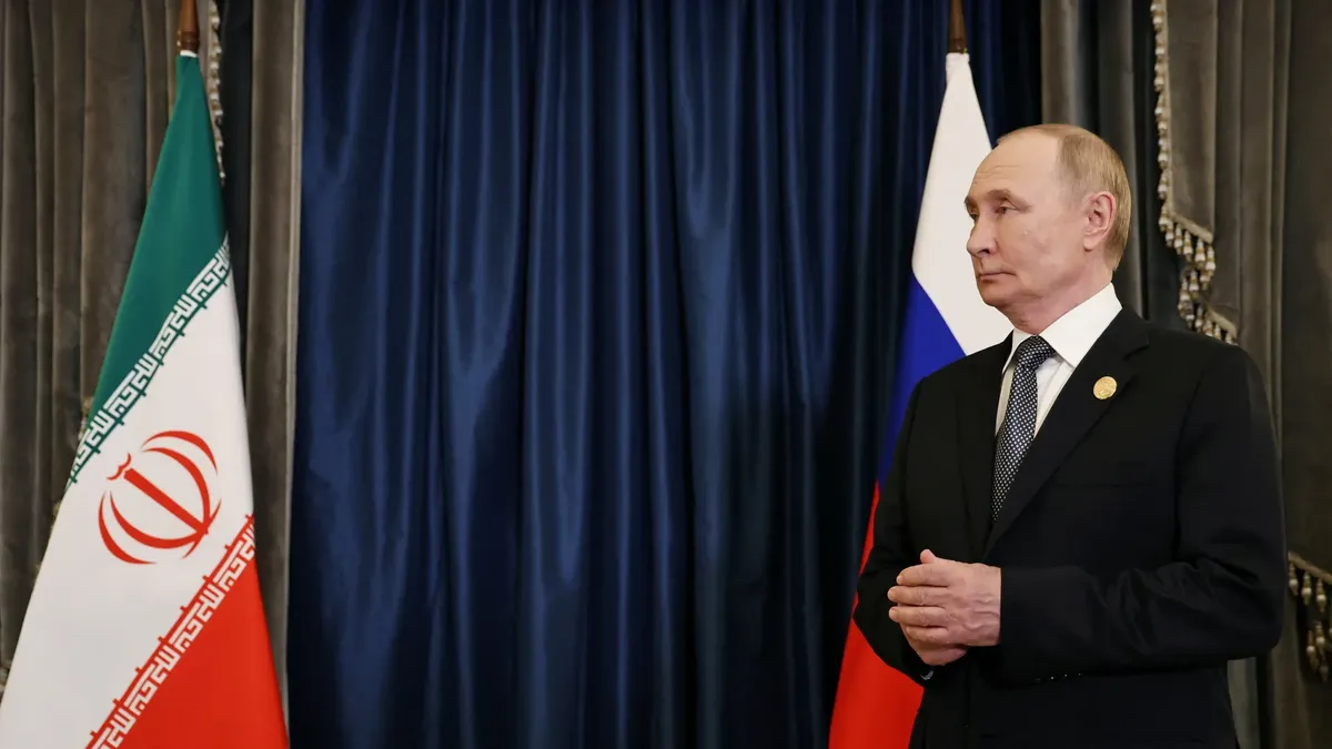 Russland wirtschaft: Russlands Wirtschaft: Experten warnen vor drohendem Zusammenbruch