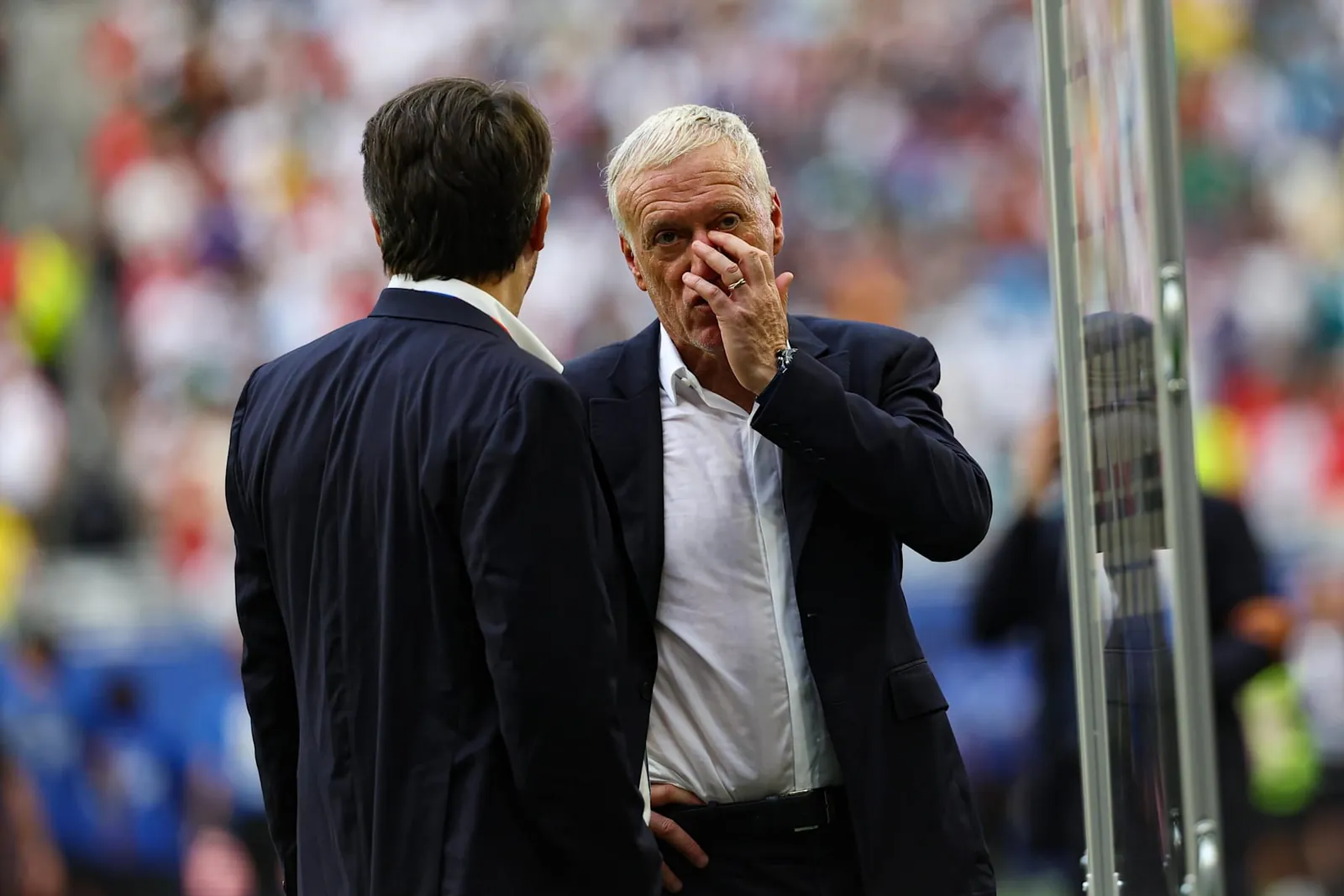 Didier Deschamps kämpfte nach dem Spiel auch gegen die Tränen