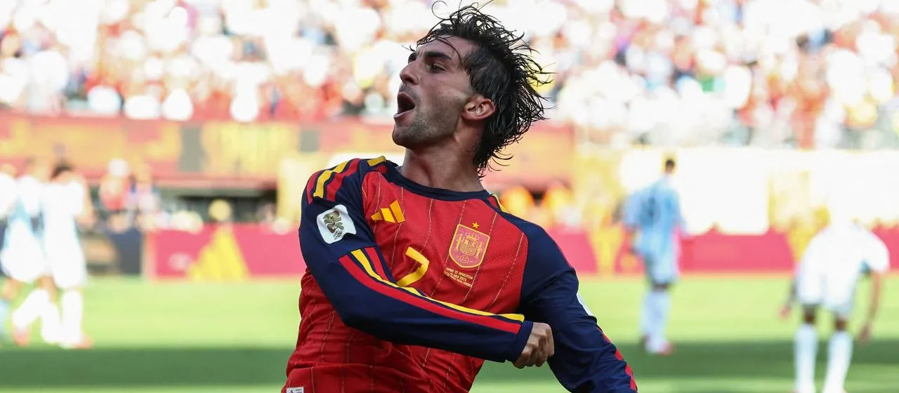 Ferran Tores bejubelt sein Tor für Spanien im WM-Finale gegen Argentinien