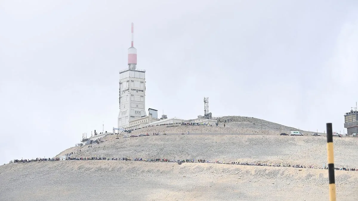 Mont Ventoux: Ein Berg der Erinnerungen und Herausforderungen für die Tour de France Femmes